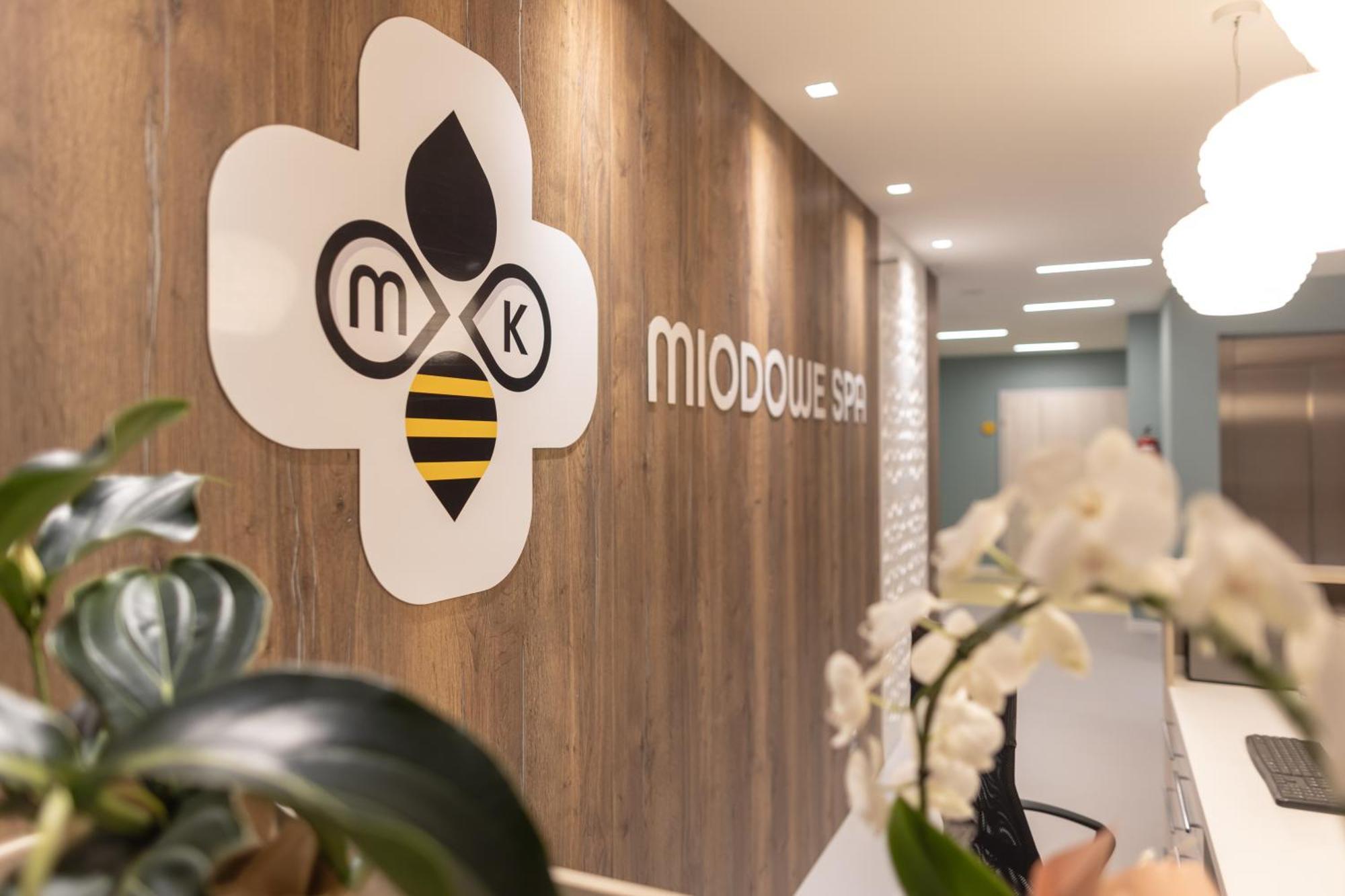 Miodowa Klinika Hotell Kamianna Exteriör bild