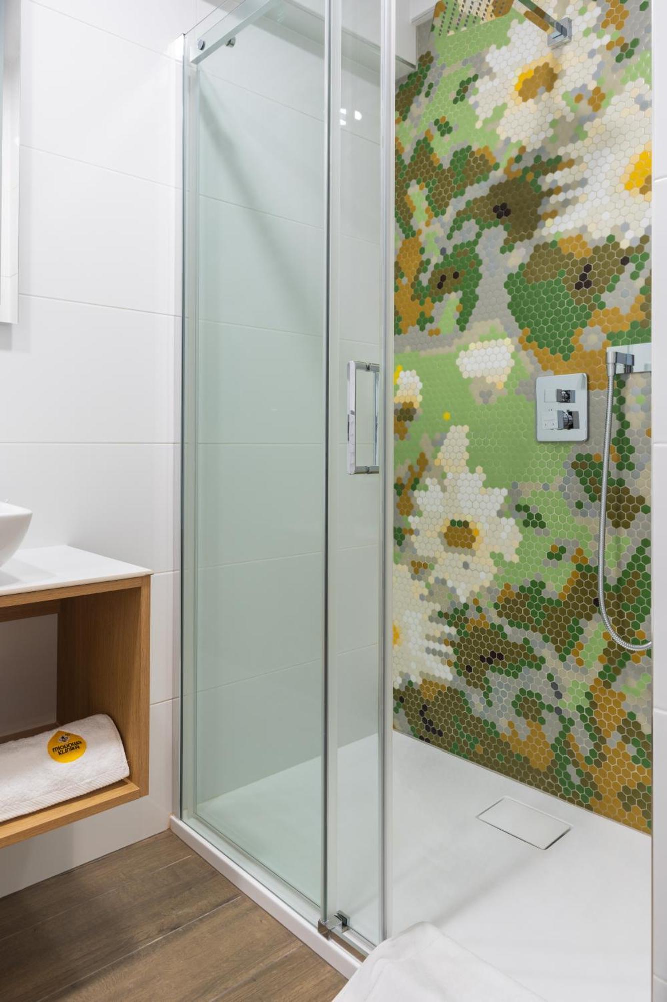 Miodowa Klinika Hotell Kamianna Exteriör bild